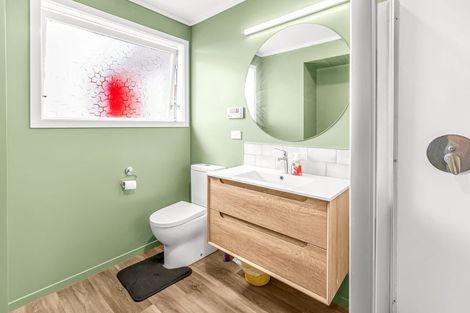 Photo of property in 13 Chaytor Street, Te Puke, 3119