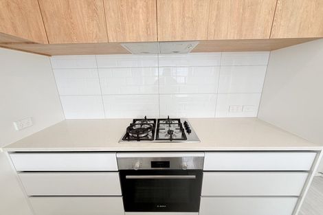 Photo of property in 127 Oreil Avenue, West Harbour, Auckland, 0618