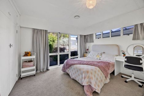 Photo of property in 27a Montana Place, Merrilands, New Plymouth, 4312