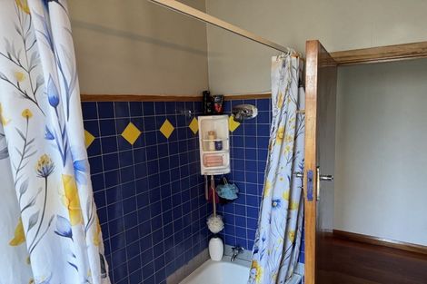 Photo of property in 1414 Karamu Road North, Mayfair, Hastings, 4122