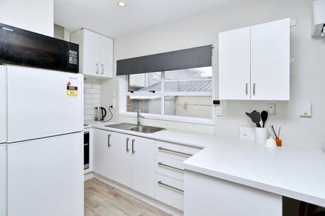 Photo of property in 27a Elizabeth Street, Riccarton, Christchurch, 8041