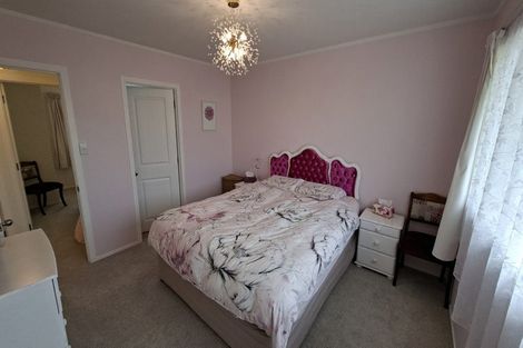 Photo of property in 2/29 Wallace Road, Mangere Bridge, Auckland, 2022