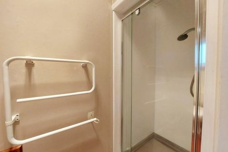 Photo of property in 42 Hillcrest Road, Hillcrest, Hamilton, 3216