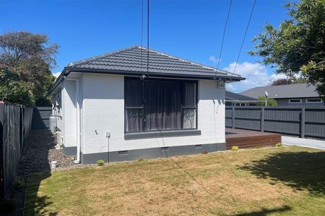 Photo of property in 185 Bowhill Road, New Brighton, Christchurch, 8083