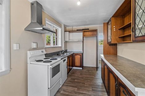 Photo of property in 11 Evatt Street, Bryndwr, Christchurch, 8053