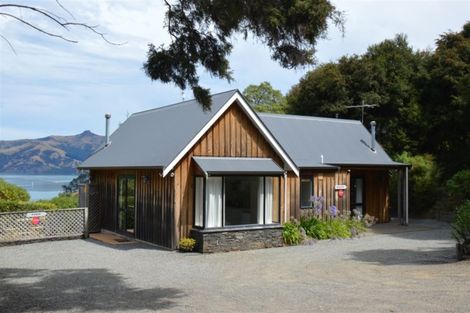 Photo of property in 6888h Christchurch Akaroa Road, Takamatua, 7581