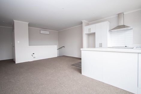 Photo of property in 8/10 Charlemont Street, Whitiora, Hamilton, 3200
