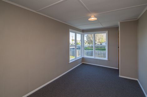 Photo of property in 182 Langdons Road, Northcote, Christchurch, 8052