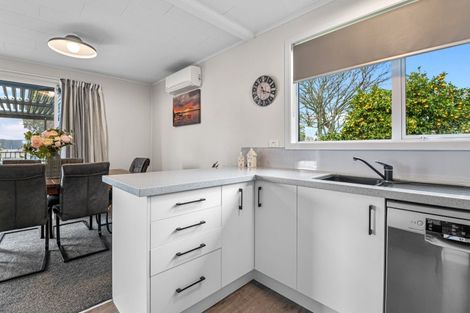 Photo of property in 70 Wharetoroa Drive, Rotoiti Forest, Rotorua, 3074