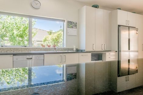 Photo of property in 18 Lithgow Drive, Otamatea, Whanganui, 4500