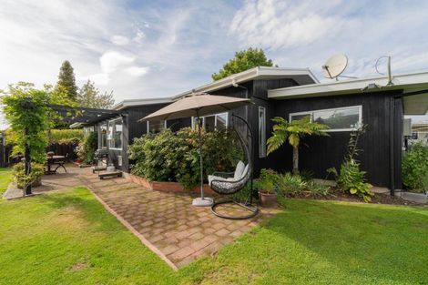 Photo of property in 27 Henry Street, Te Anau, 9600