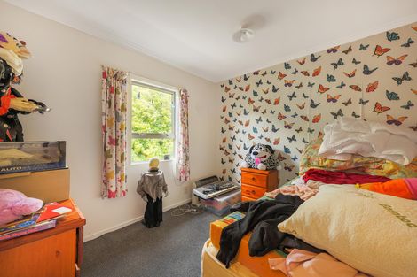 Photo of property in 24 Bundena Place, Clendon Park, Auckland, 2103