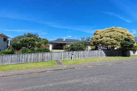 Photo of property in 2/22 Anaru Street, Raumati Beach, Paraparaumu, 5032