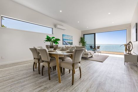 Photo of property in 8a Crispe Road, Clarks Beach, 2122