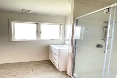 Photo of property in 6 Fairdene Avenue, Henderson, Auckland, 0610