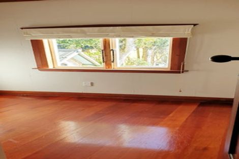 Photo of property in 276 Point Chevalier Road, Point Chevalier, Auckland, 1022