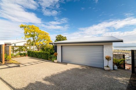 Photo of property in 3 Zeehaen Place, Britannia Heights, Nelson, 7010