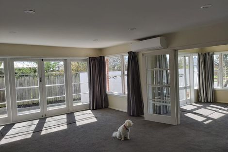 Photo of property in 35 Sevenoaks Drive, Bryndwr, Christchurch, 8053