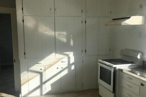 Photo of property in 14 Ngaio Street, Strandon, New Plymouth, 4312