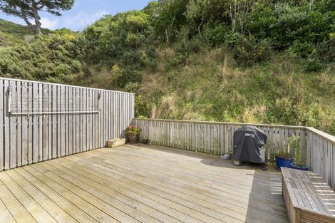 Photo of property in 10a Rarangi Way, Owhiro Bay, Wellington, 6023