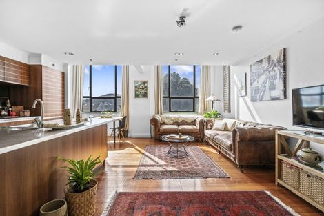 Photo of property in Augusta Apartments, 13/254 Willis Street, Te Aro, Wellington, 6011