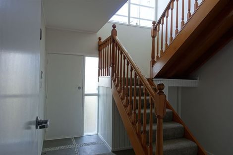 Photo of property in 1/1 Kaihu Street, Northcote, Auckland, 0627