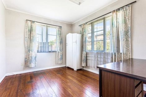 Photo of property in 58 Hutchinson Avenue, New Lynn, Auckland, 0600