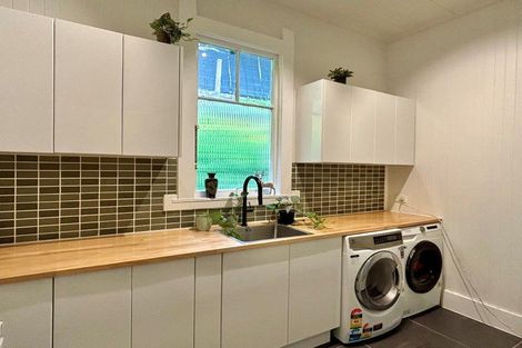 Photo of property in 7 France Road, Bluff Hill, Napier, 4110