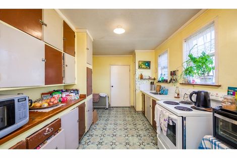 Photo of property in 4 Kallu Crescent, Mount Roskill, Auckland, 1041