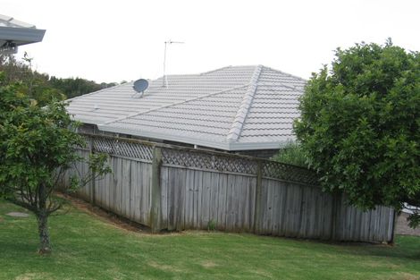 Photo of property in 2 Paua Place, Mount Roskill, Auckland, 1041