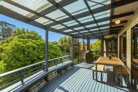 Photo of property in 12 Exploration Way, Whitby, Porirua, 5024