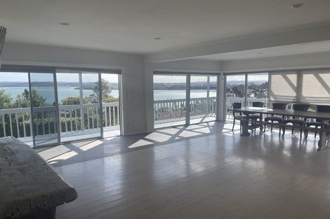 Photo of property in 25 Brigantine Drive, Beach Haven, Auckland, 0626