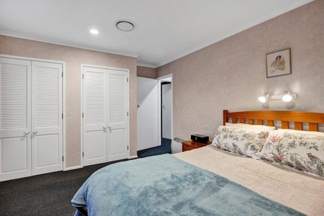 Photo of property in 16 Ramanui Avenue, Hawera, 4610