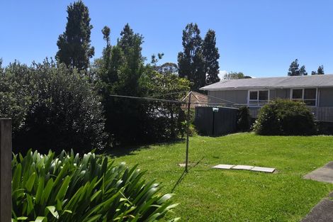 Photo of property in 16a Ennis Avenue, Pakuranga Heights, Auckland, 2010