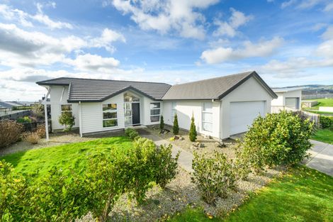 Photo of property in 175 Pacific Drive, Fitzherbert, Palmerston North, 4410