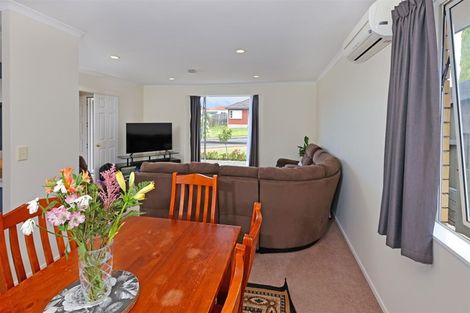Photo of property in 26 Martin Jugum Lane, Ranui, Auckland, 0612