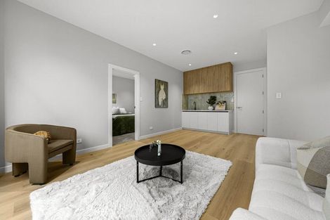 Photo of property in 18 Pukeko Road, Hobsonville, 0616