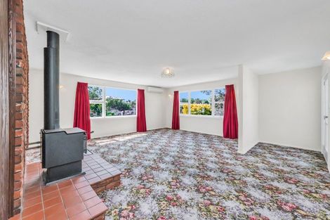 Photo of property in 15 Geddis Street, Rangiora, 7400