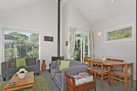Photo of property in 8 Miro Street, Eastbourne, Lower Hutt, 5013