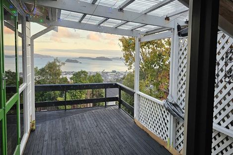 Photo of property in 35 Mulberry Street, Maungaraki, Lower Hutt, 5010