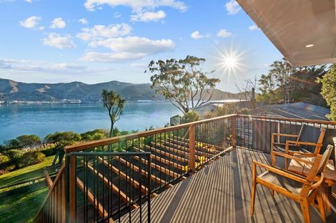 Photo of property in 33 Ranui Crescent, Diamond Harbour, Lyttelton, 8971