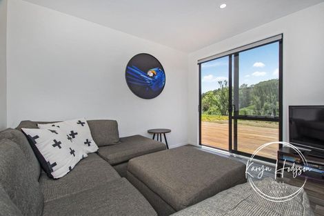 Photo of property in 37 Judd Road, Maungaturoto, 0520