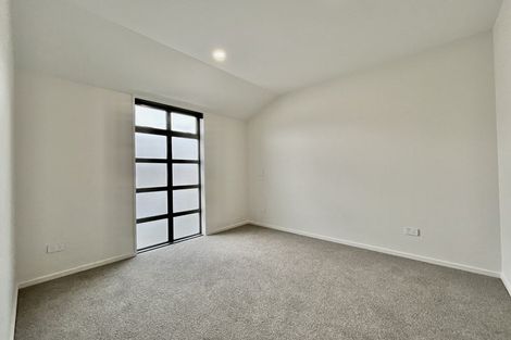 Photo of property in 3/94 Mathesons Road, Phillipstown, Christchurch, 8011