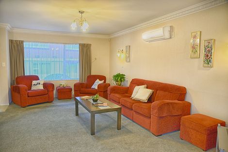 Photo of property in 2/34 Great South Road, Papakura, 2110