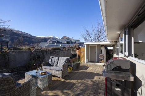 Photo of property in 7b Adamson Drive, Arrowtown, 9302