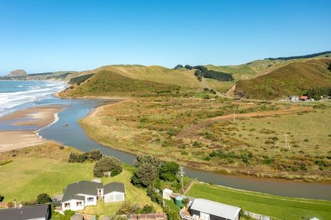 Photo of property in 44g Mataikona Road, Whakataki, Tinui, 5889