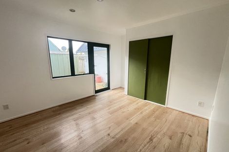 Photo of property in 25 Fearnley Grove, Albany, Auckland, 0632