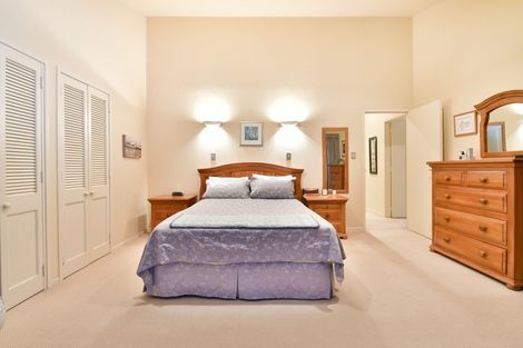 Photo of property in 1/4 John Dee Crescent, Red Beach, 0932