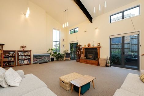 Photo of property in 282b Oceanbeach Road, Mount Maunganui, 3116