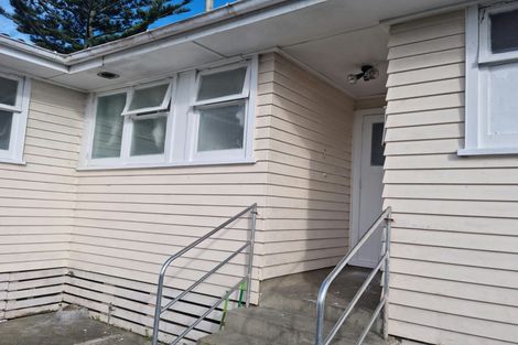 Photo of property in 4 Winthrop Way, Mangere East, Auckland, 2024